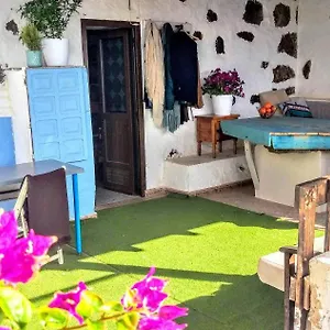ven-a-disfrutar-lejos-del-ruido.in-canary-islands.com/